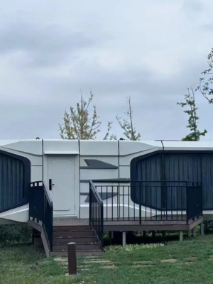 Space Capsule House E7