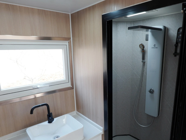 d81f082dc8def8d4c4b249aebd0f6d7 Space Capsule House E5